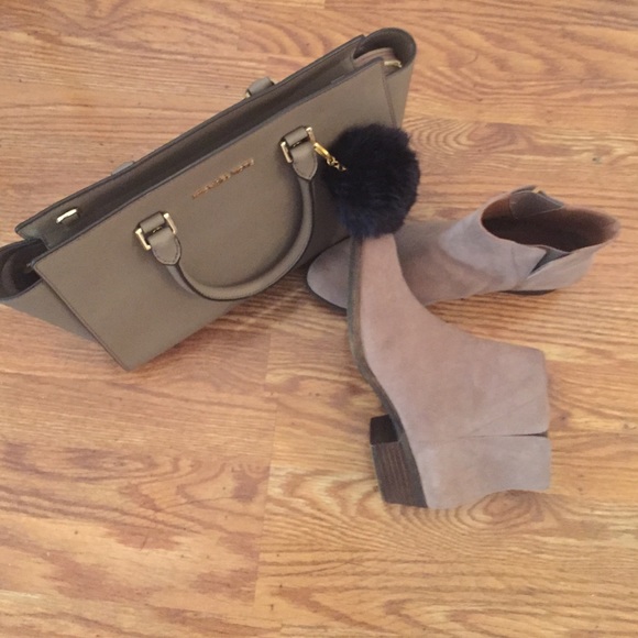 Lucky Brand Taupe Suede Ankle Boots Size 10