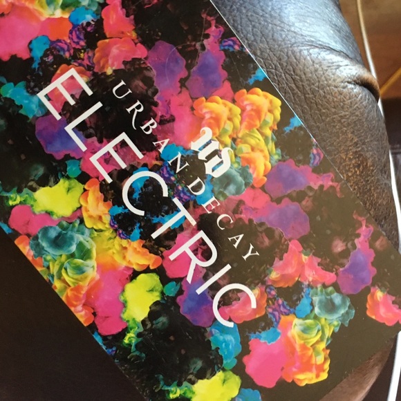 Urban Decay Electric Palette