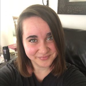 Meet your Posher, Ariel