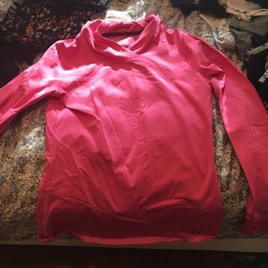 NWOT under armor fitted hoodie