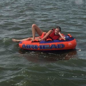 Meet your Posher, Jenna