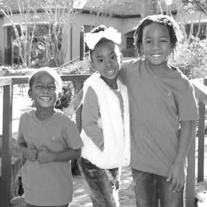 Meet your Posher, Evette