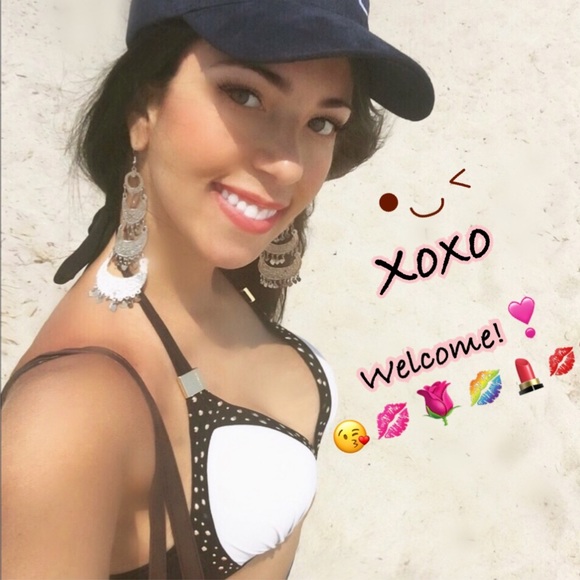 ☺️Meet your Posher, ♥️Bia  💕Welcome !😘 - Picture 7 of 16