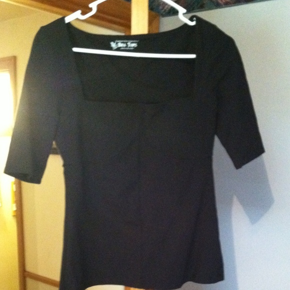 Victoria's Secret bra top 3/4 length black top