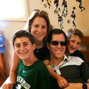 Meet your Posher, Caroline