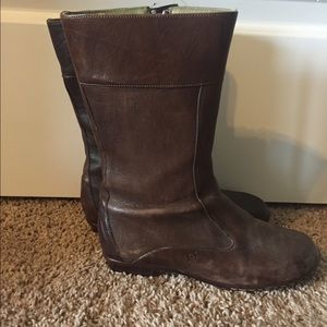 Born boots
