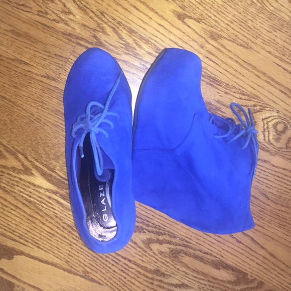 Wedge Booties - Picture 2 of 4