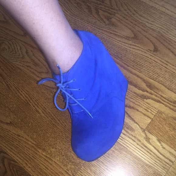 Wedge Booties - Picture 3 of 4