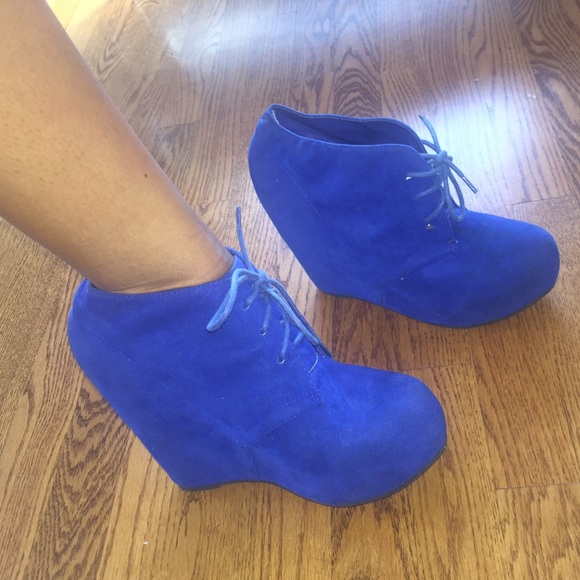 Wedge Booties - Picture 4 of 4