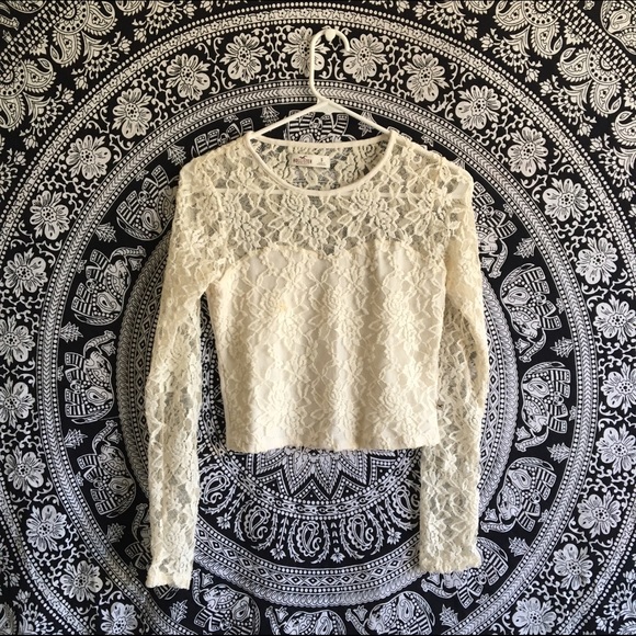 Hollister Cream Lace Long Sleeve Top