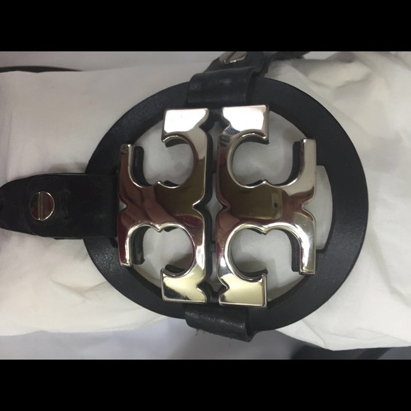 Tory burch sandals in perfect condition