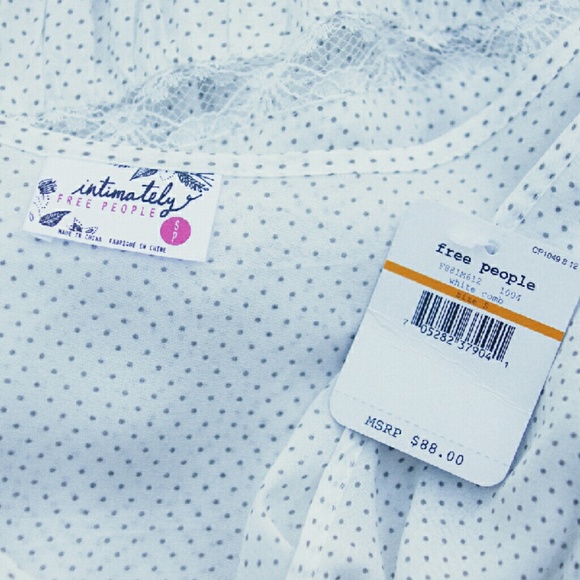 - SOLD - Free People Voile & Lace Trapeze Slip - Picture 2 of 3