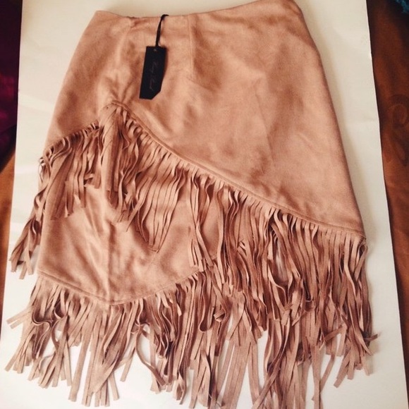 New Honey Punch Suede Fringe Skirt in Rose Latte