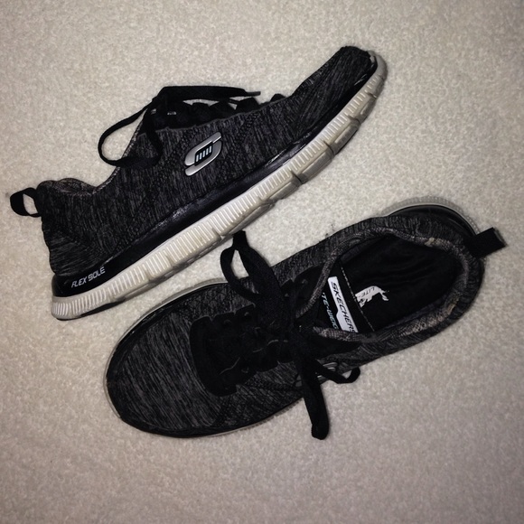 Memory Foam Skechers Tennis Shoes