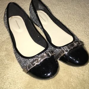 Solesenseability Black Flats