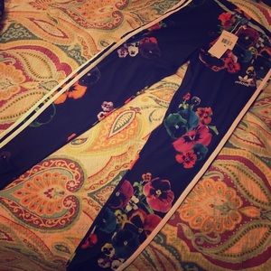 Brand new Adidas leggings