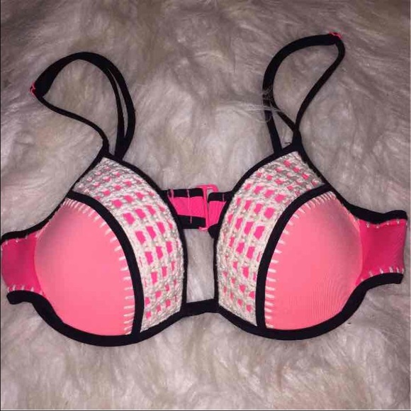 NEW VS crochet bikini top