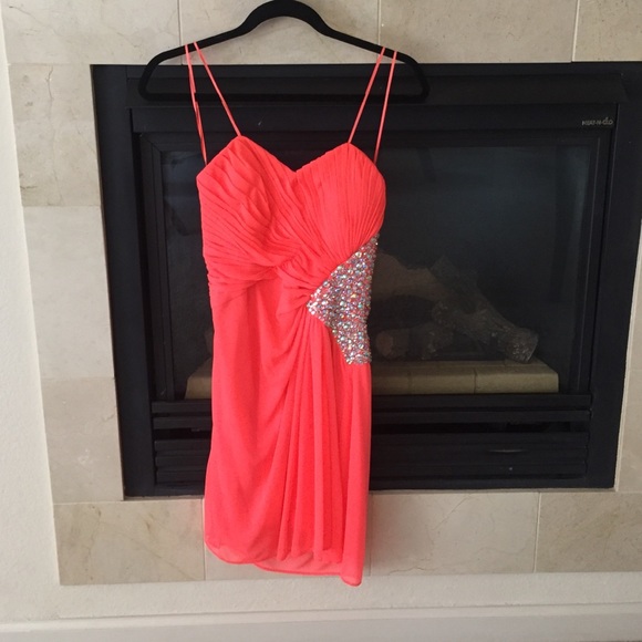 Homecoming Stapless Dress