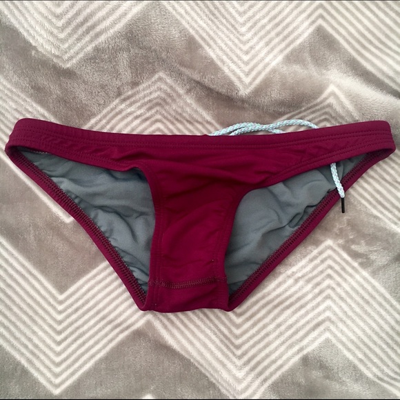 Small Cabernet bottoms