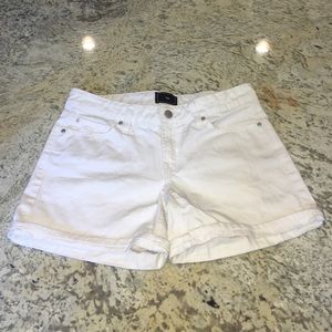 Gap White Shorts
