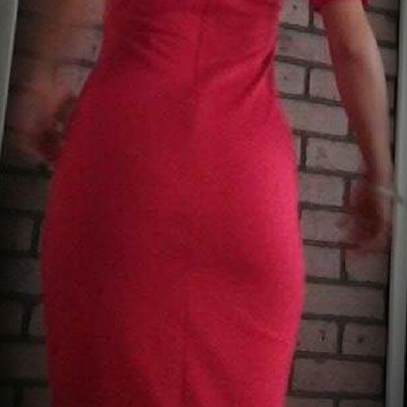 Clothes - Picture 3 of 3