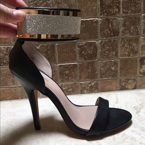 🎉Sale! BEBE Glitter Metal Ankle Strap Sandal