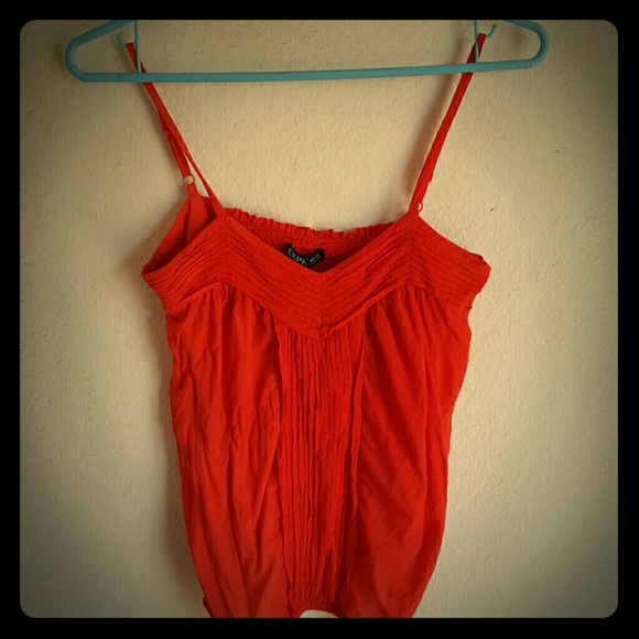 Tank top 1 orange 1 black and 1 red