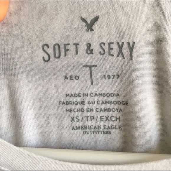 American Eagle Outfitters NYC Top - Picture 4 of 4