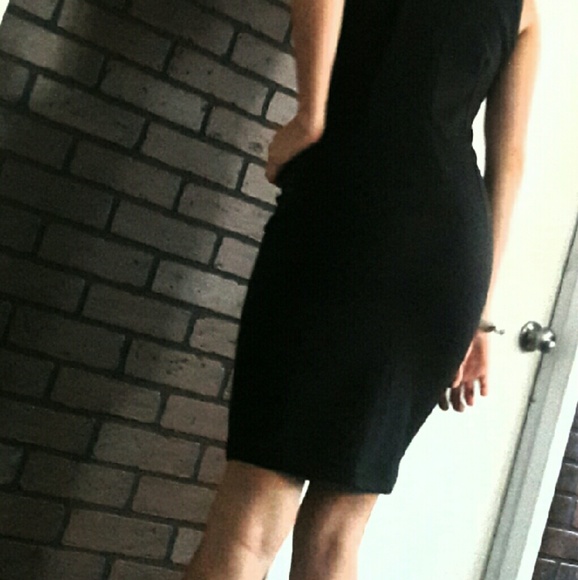 Clothes - Picture 4 of 4