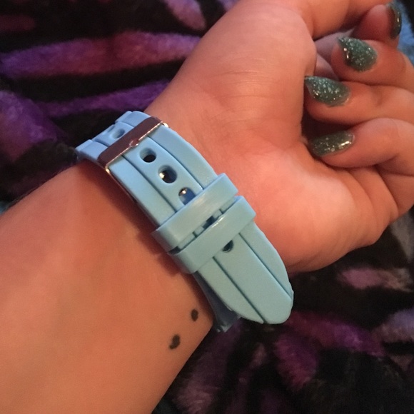 Women's watch - Picture 2 of 4