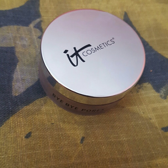 Bye bye pores in medium