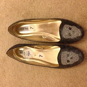 Steve Madden Skull Flats Size 7