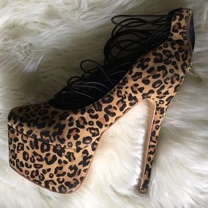 Leopard Print platform heels