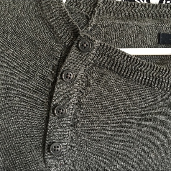 Kenneth Cole Gray Sweater - Picture 2 of 4