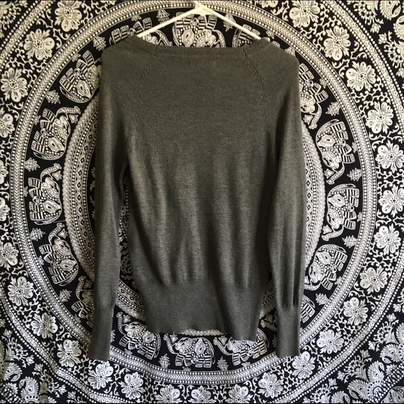 Kenneth Cole Gray Sweater - Picture 4 of 4