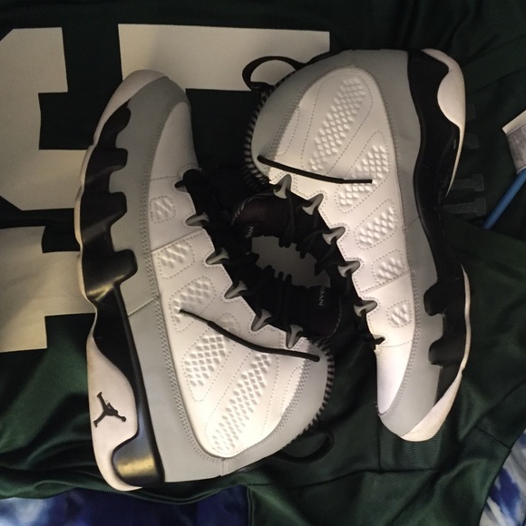Jordan retro 9
