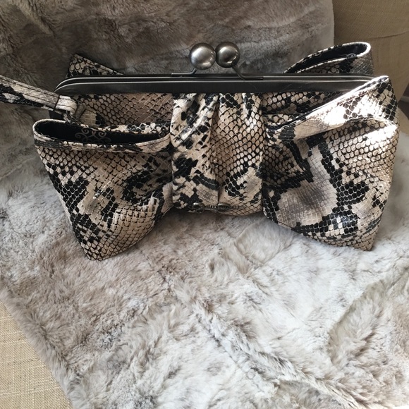 Cream and grey Jessica Simpson clutch