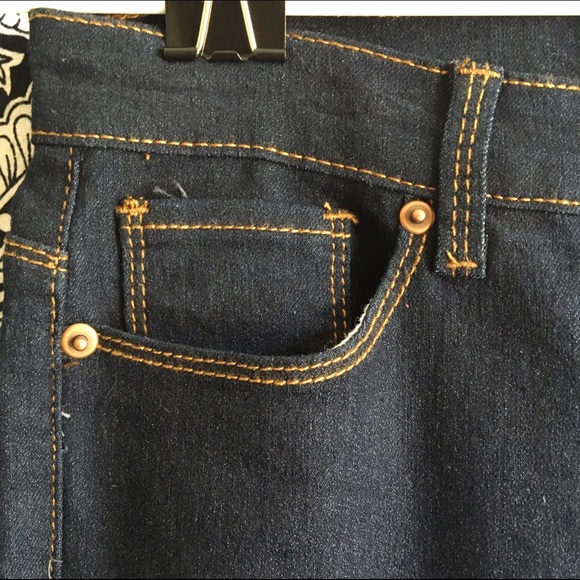 Forever 21 Dark Wash High Waisted Skinny Jeans - Picture 4 of 4