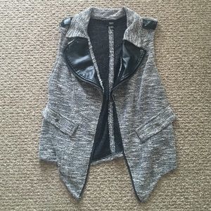 NWOT Faux leather and zipper detailed vest