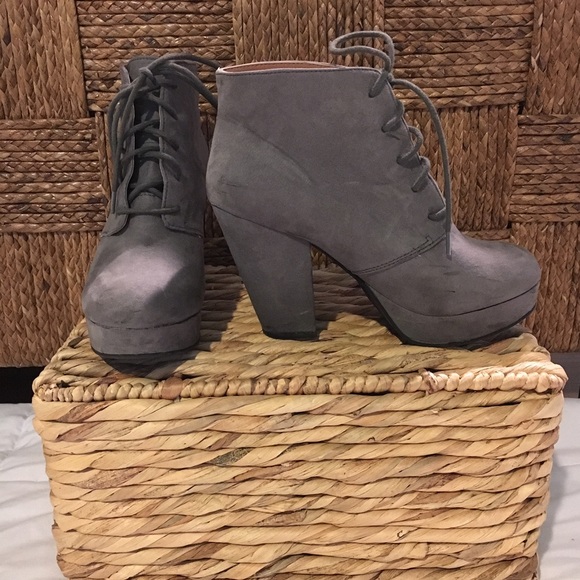 MIX No 6 (DSW) - Grey - Suede - Chunky Heel/Bootie