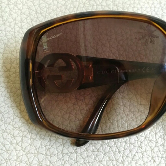 Gucci Accessories - Gucci Tortoiseshell Sunglasses