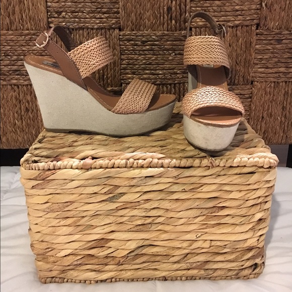STEVE MADDEN WEDGES - adorbs!