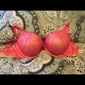 Victoria's Secret Bombshell Plunge Bra