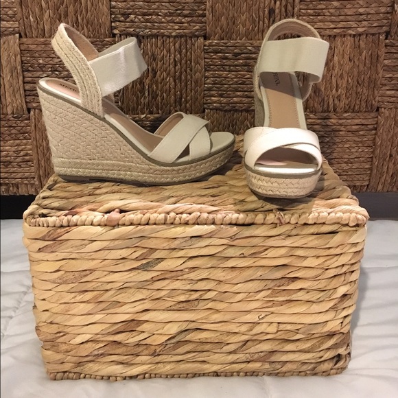 Merona Wedges - NWT
