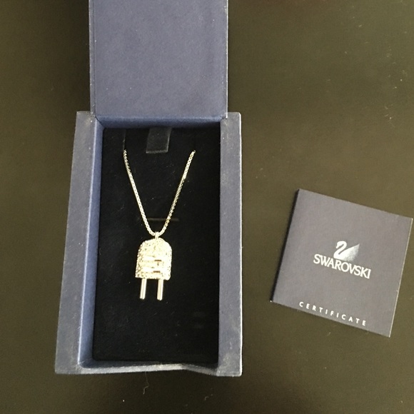 Silver Swarovski necklace