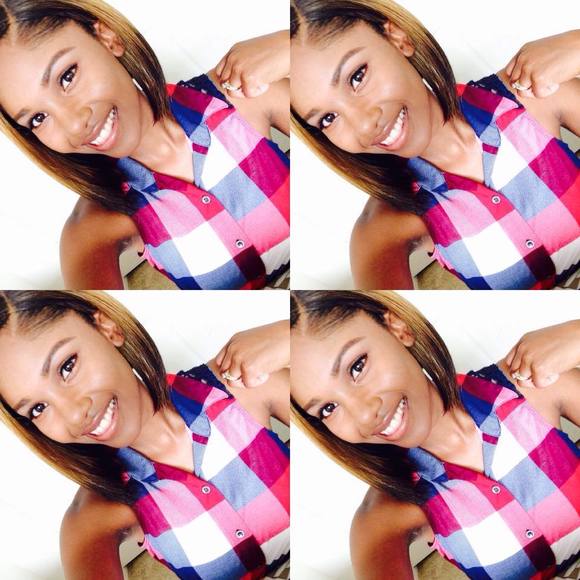 Meet your Posher, Briana - Picture 1 of 1