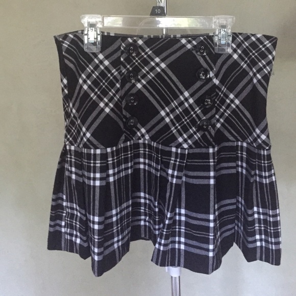 Plaid skirt - Picture 1 of 2