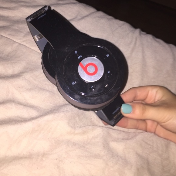 Other - Beat headphones