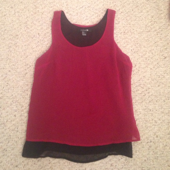 Red and black top!