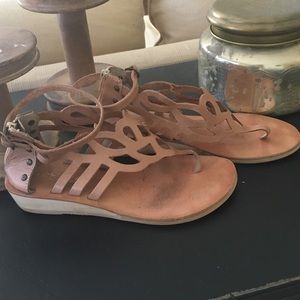Matisse genuine leather nude sandals